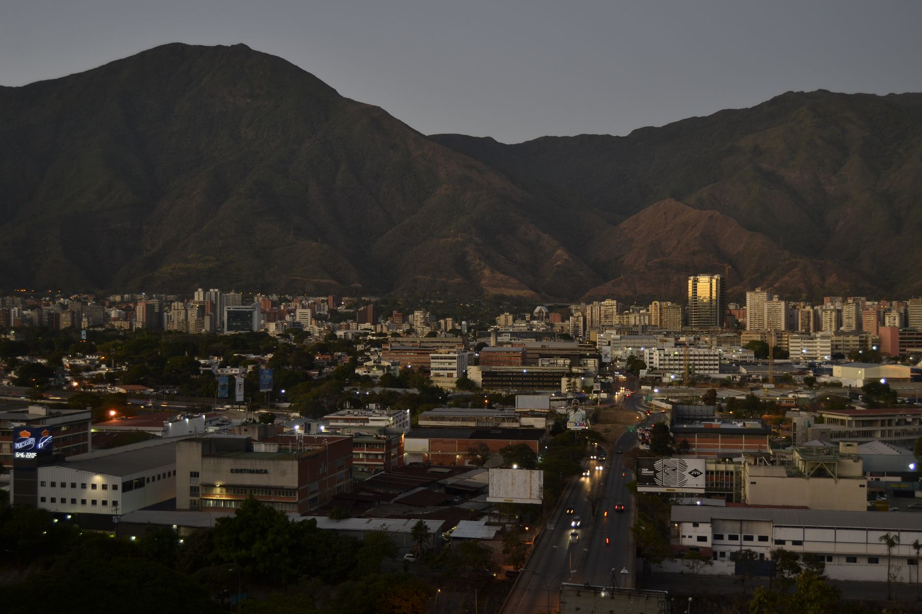 Vista de Caracas, sede de la Asamblea Nacional y del Banco Central de Venezuela
